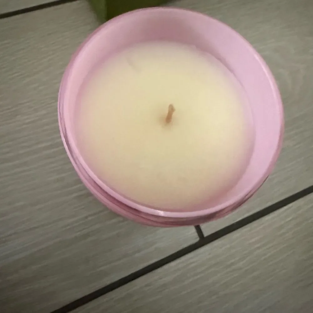 Brand new with box Gucci  Freesia Pink Candle